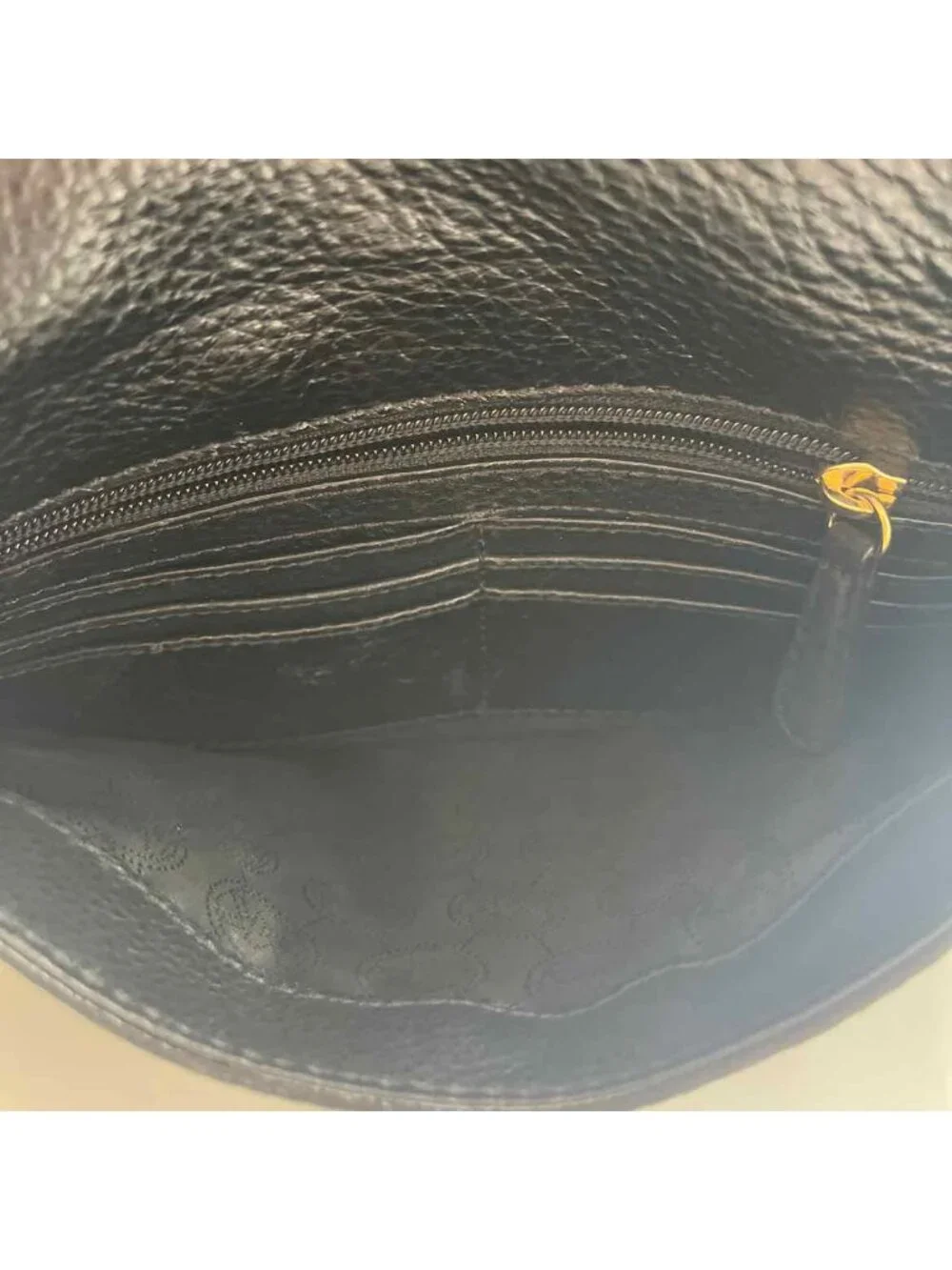 Michael Kors black pebble